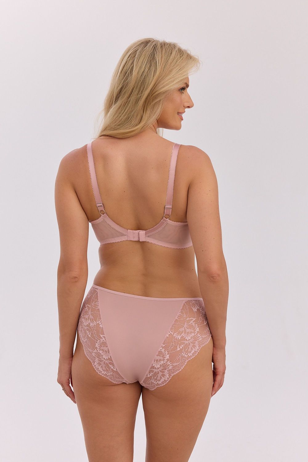 Höschen model 224699 Gaia