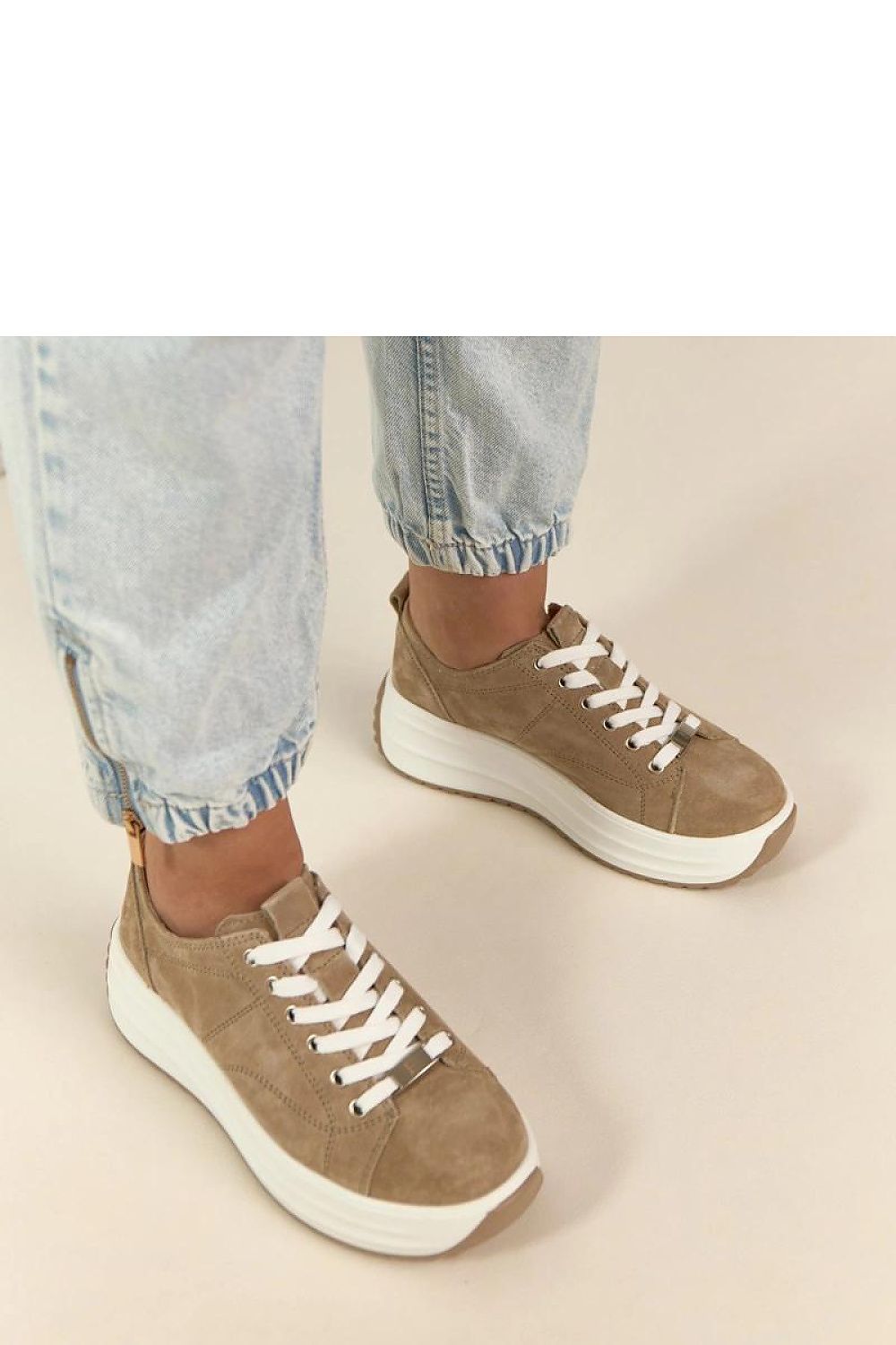 Sportliche Schuhe auf Plattform model 224956 Solea
