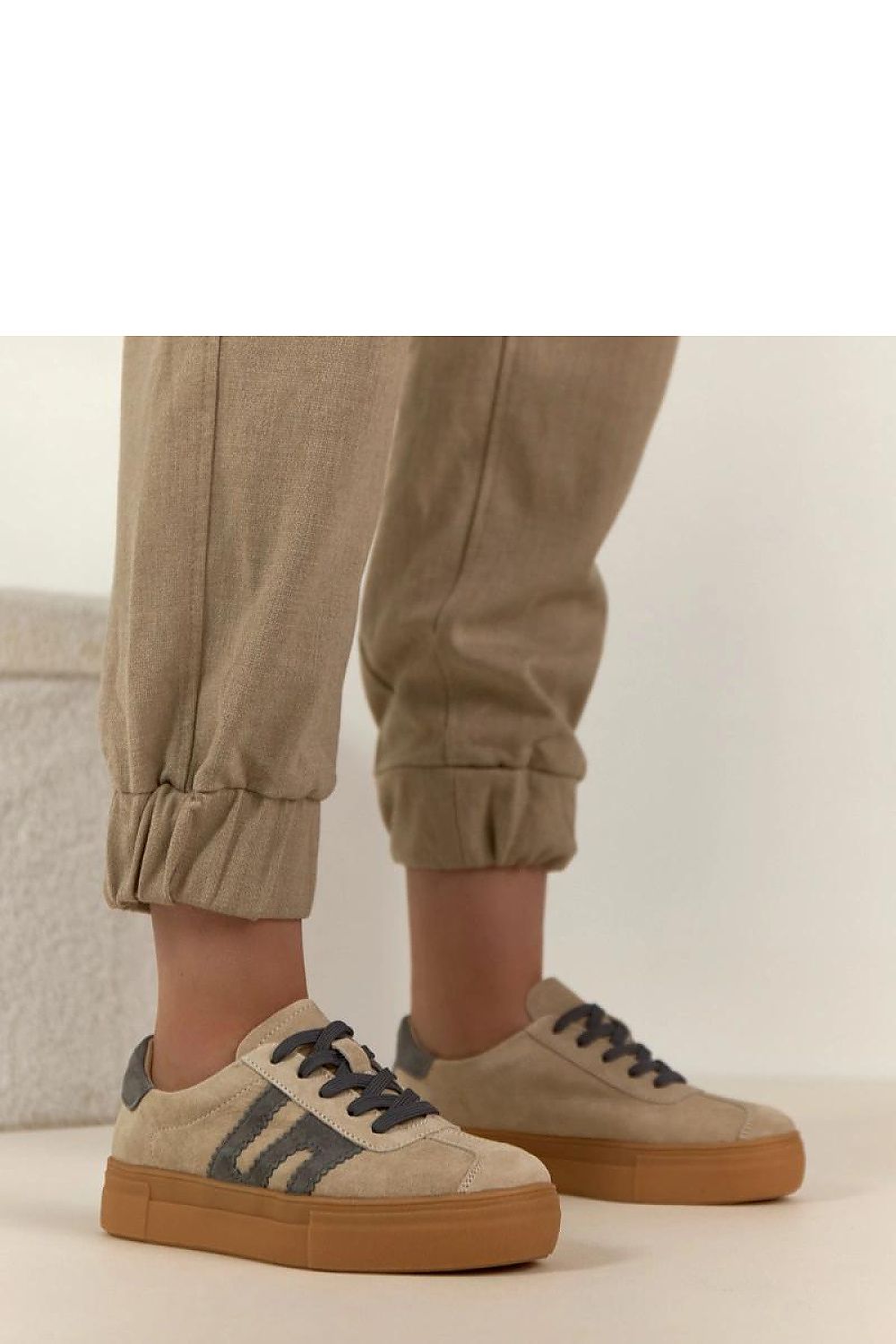 Sportliche Schuhe auf Plattform model 224964 Solea