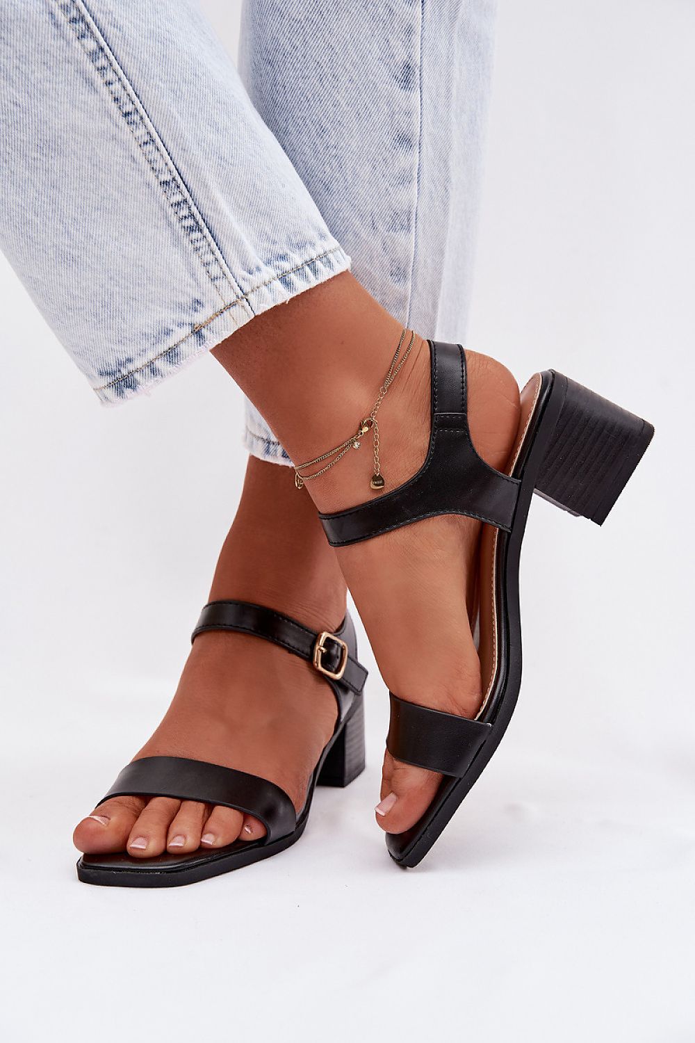 Sandalen mit Absatz model 225113 Step in style