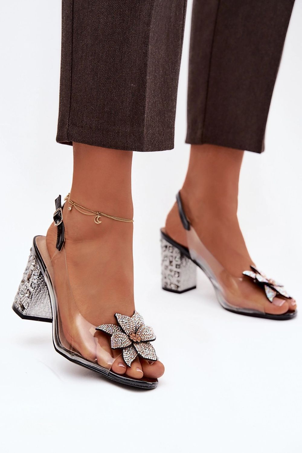 Sandalen mit Absatz model 225135 Step in style