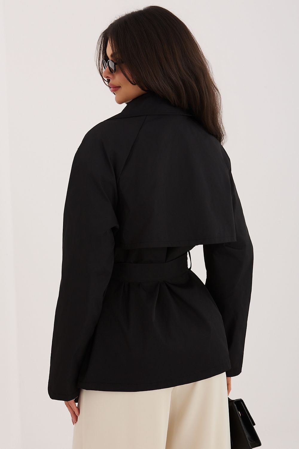 Mantel model 227665 Rue Paris