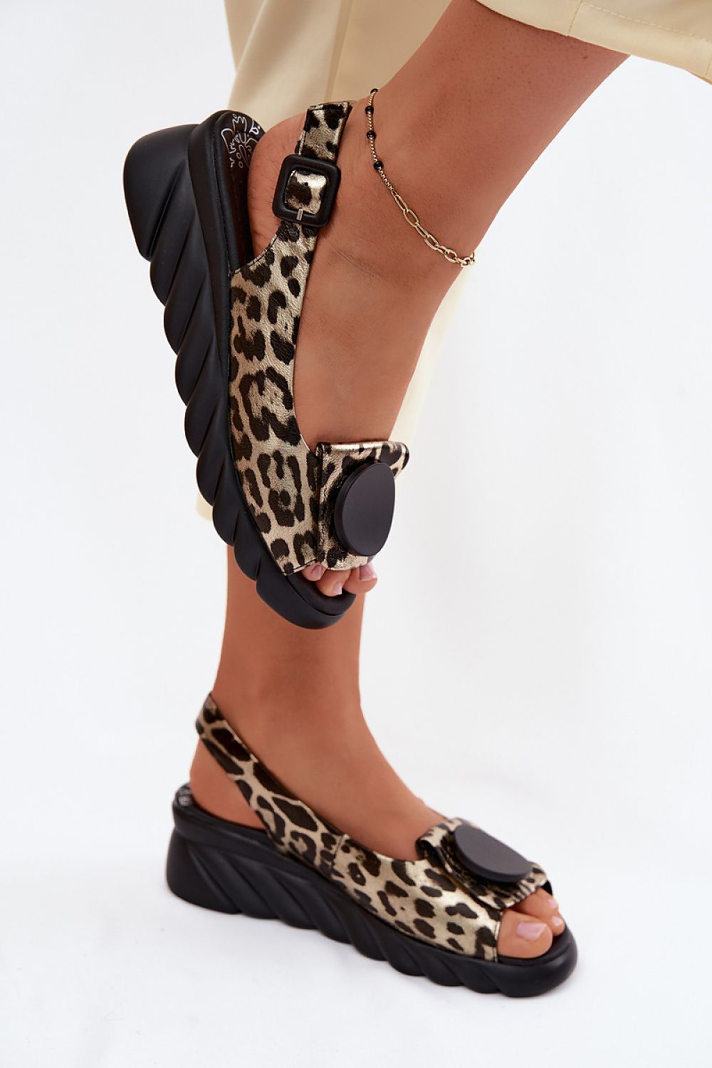 Keilabsatz Sandalen model 227905 Step in style