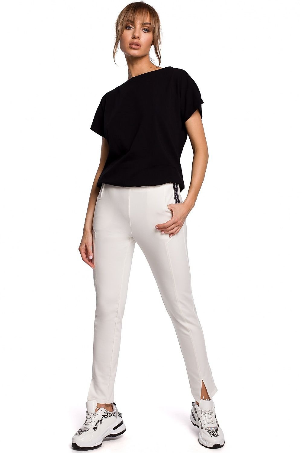 Lange Hose model 142270 Moe