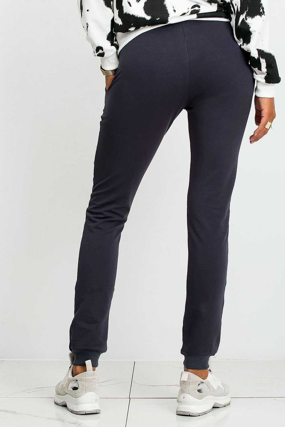 Sportanzug Hosen model 161326 BFG