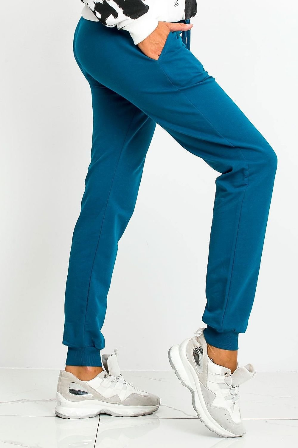 Sportanzug Hosen model 161328 BFG