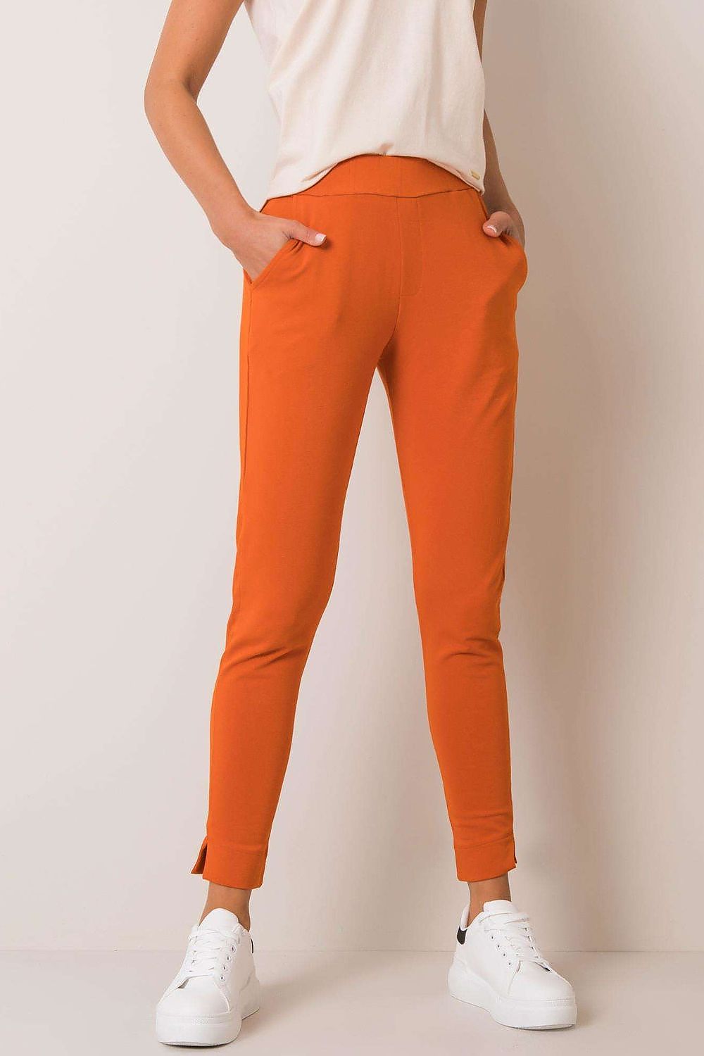 Sportanzug Hosen model 166243 BFG