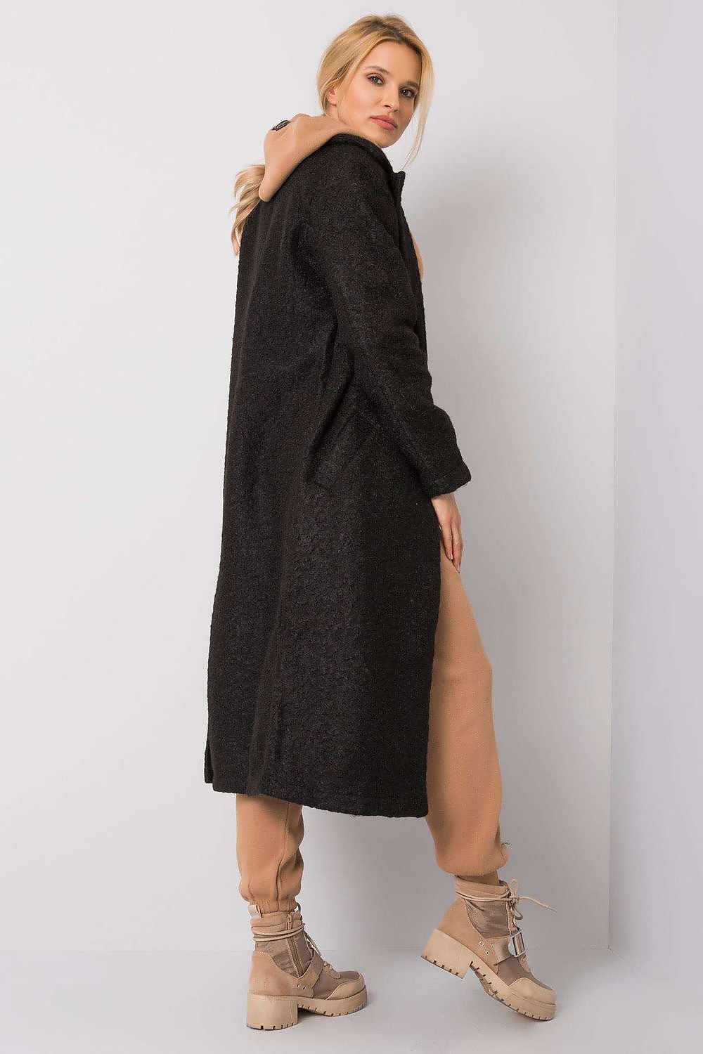 Mantel model 172479 Rue Paris