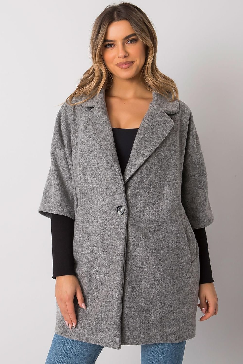 Mantel model 172483 Rue Paris