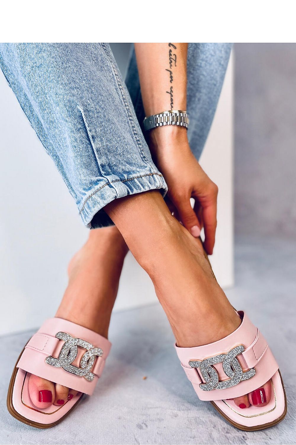 Pantoletten model 179283 Inello