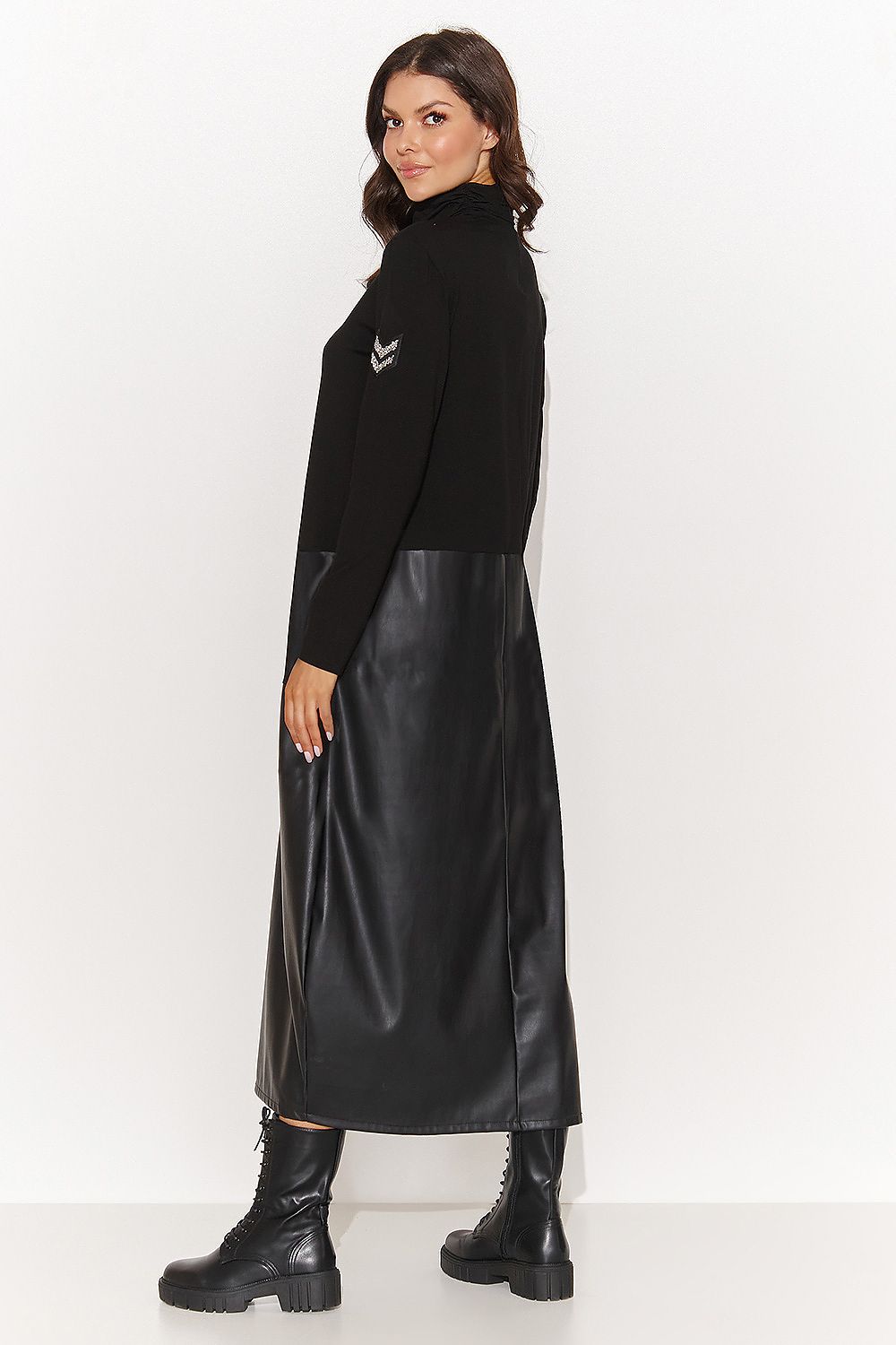 Alltagskleid model 185603 Numinou