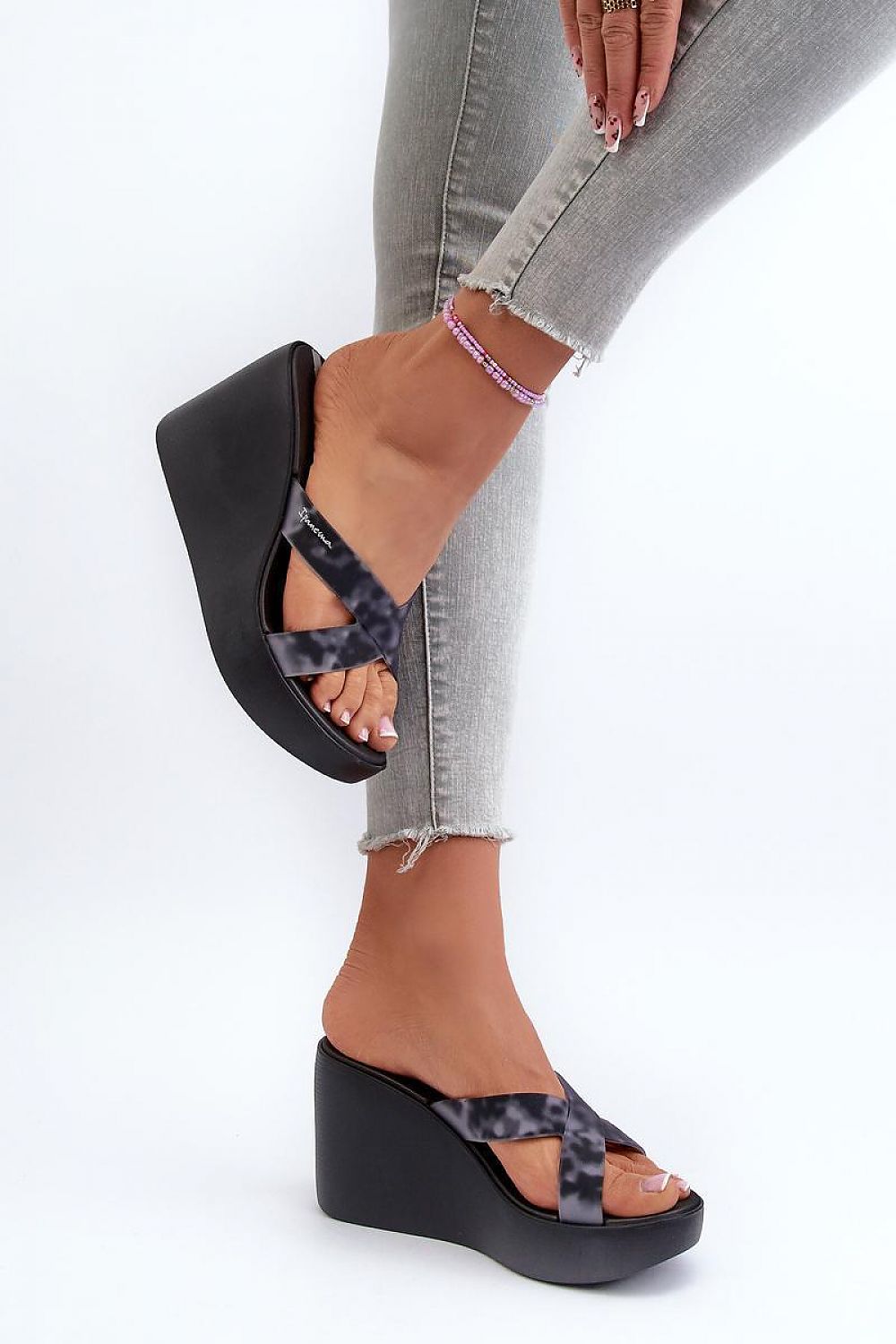  Pantoletten model 197717 Step in style 