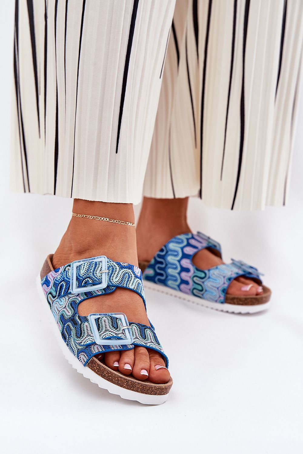  Pantoletten model 211961 Step in style 