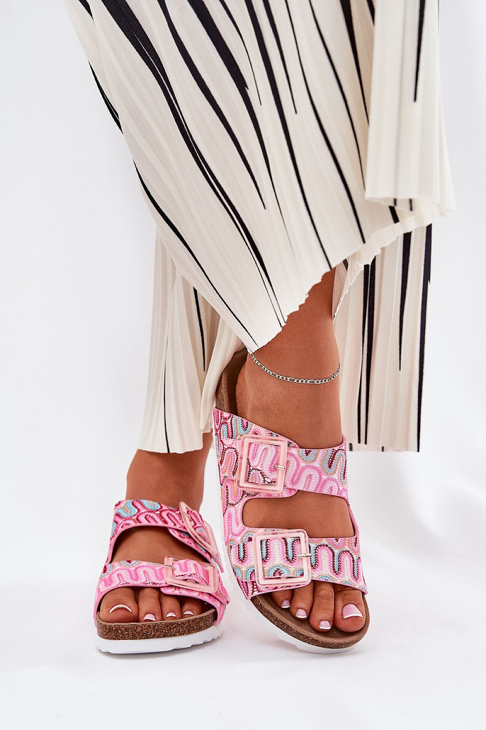  Pantoletten model 211963 Step in style 