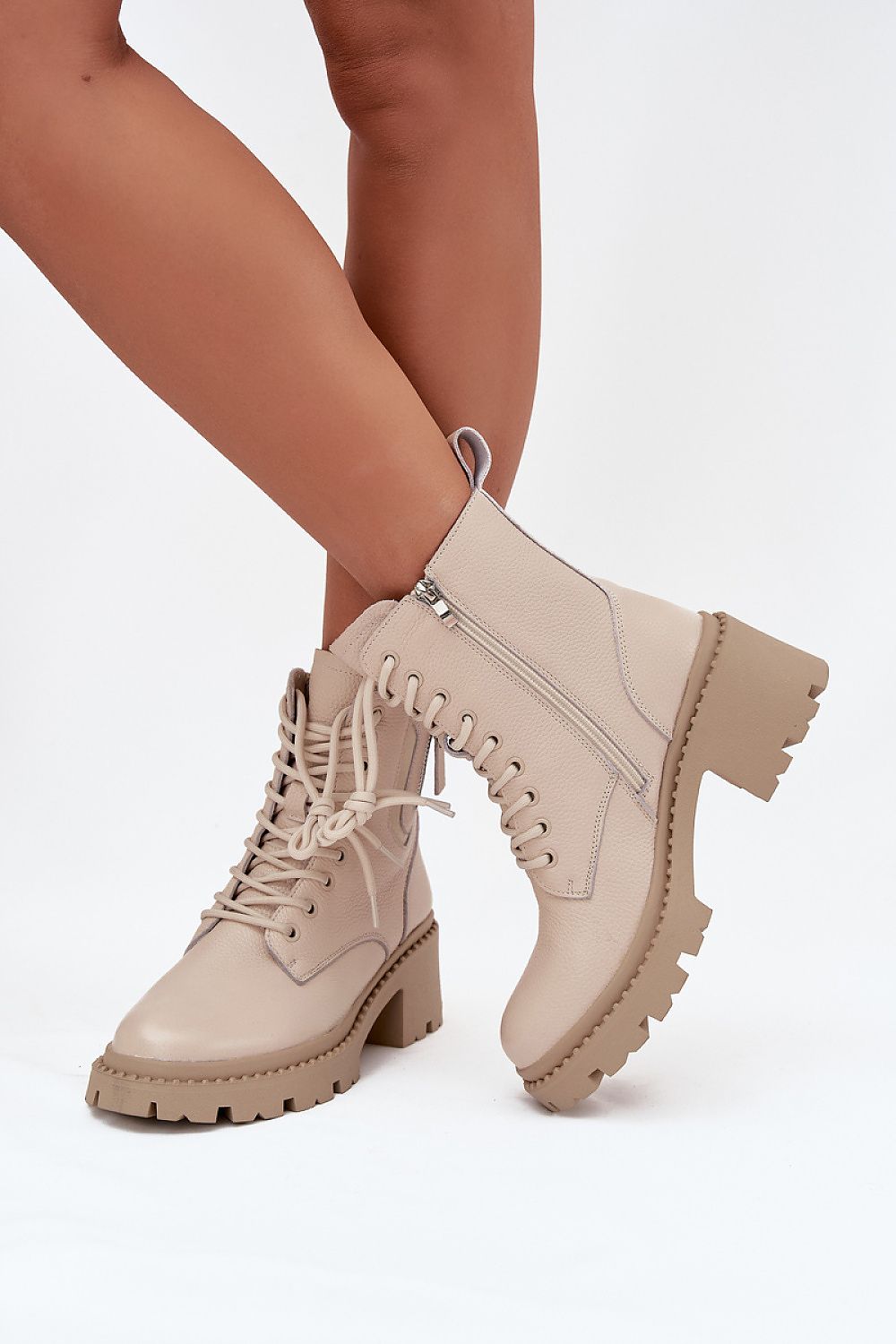  Boot model 216826 Step in style 