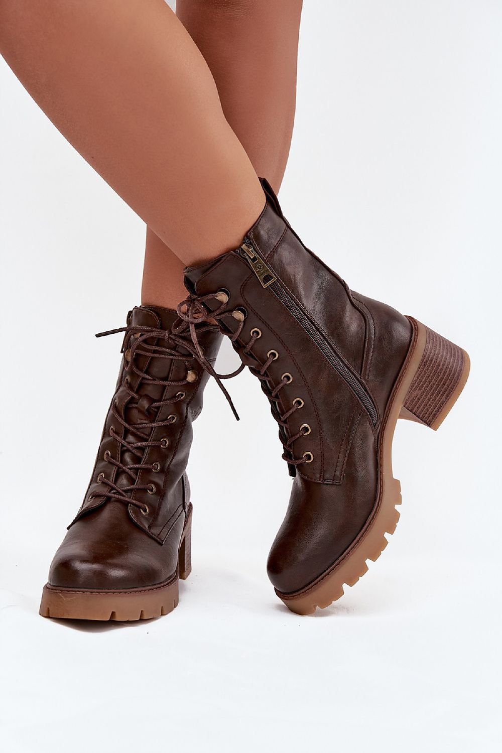  Boot model 216828 Step in style 