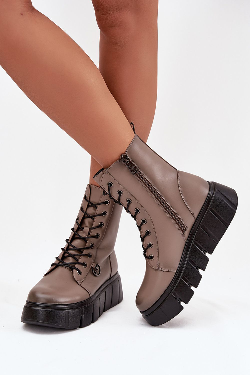  Boot model 216829 Step in style 