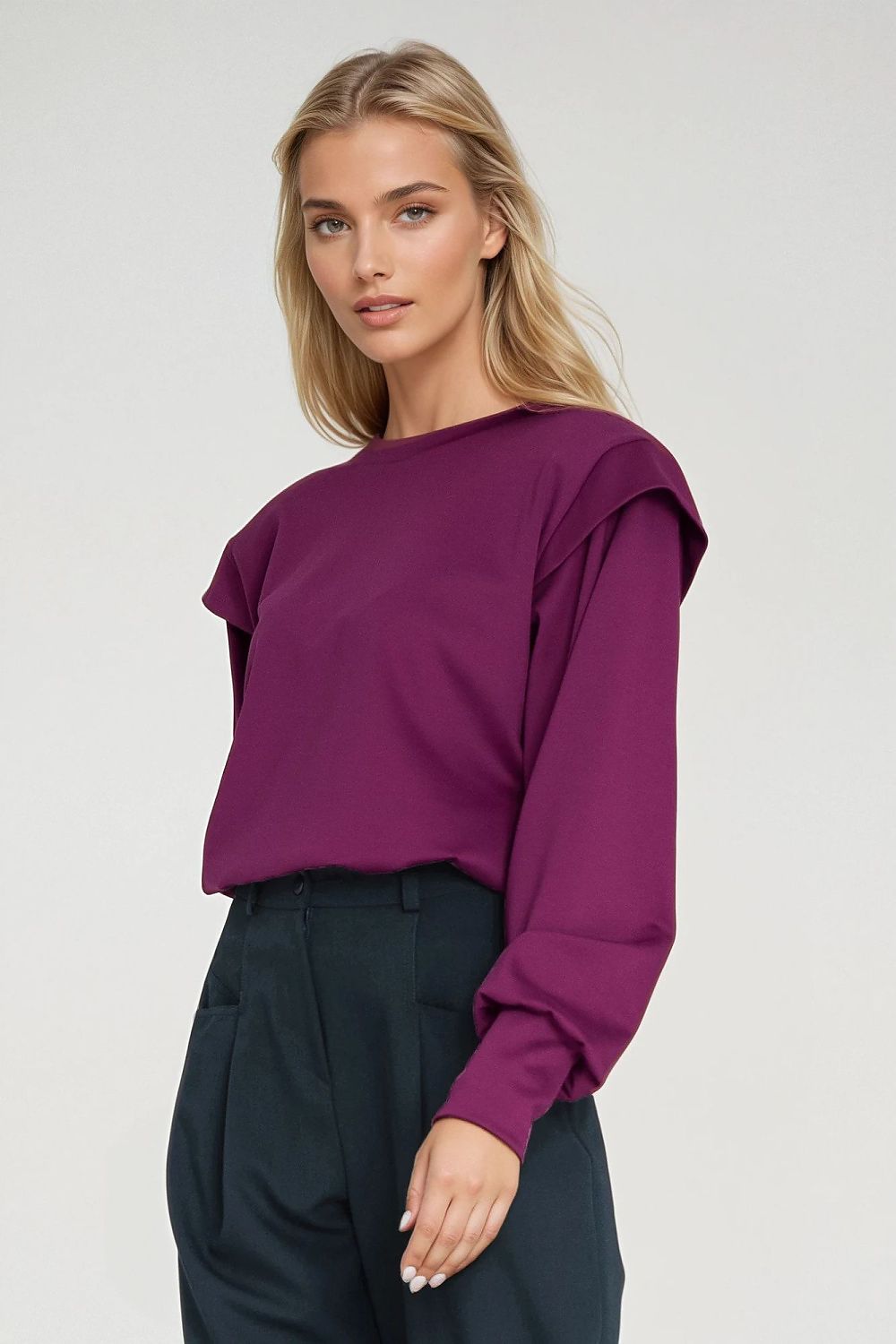  Sweater model 218900 Nife 