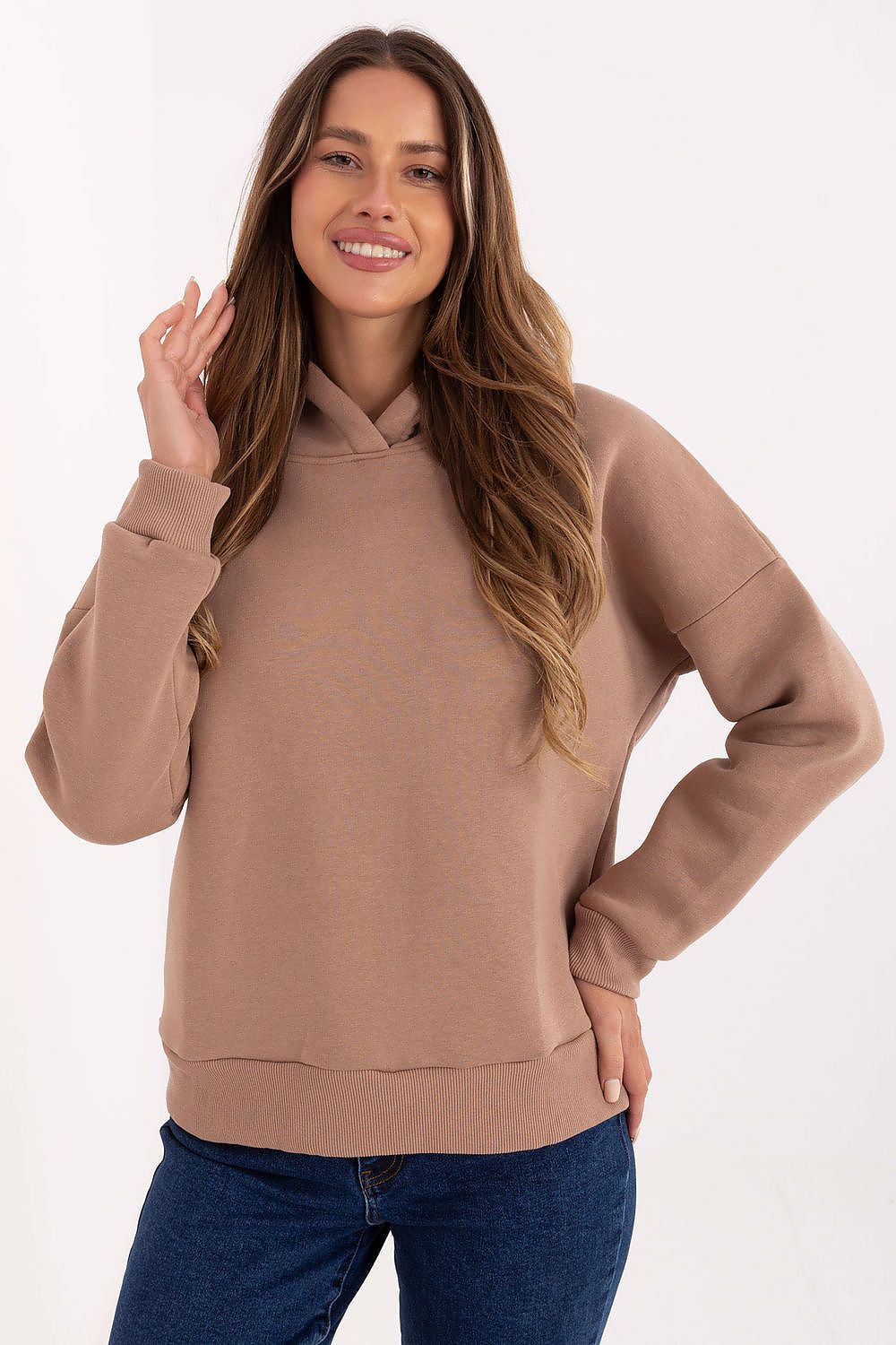  Sweater model 220404 Relevance 