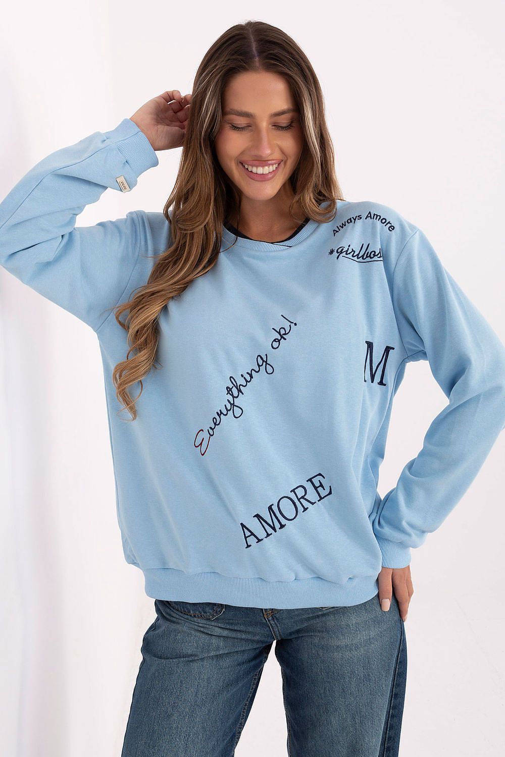  Sweater model 220415 Relevance 