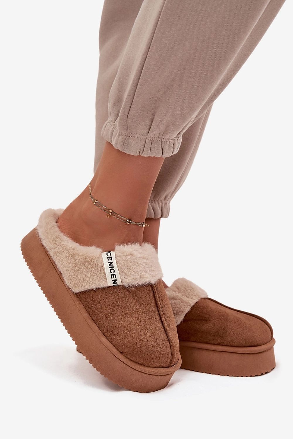  Pantoffeln model 220538 Step in style 