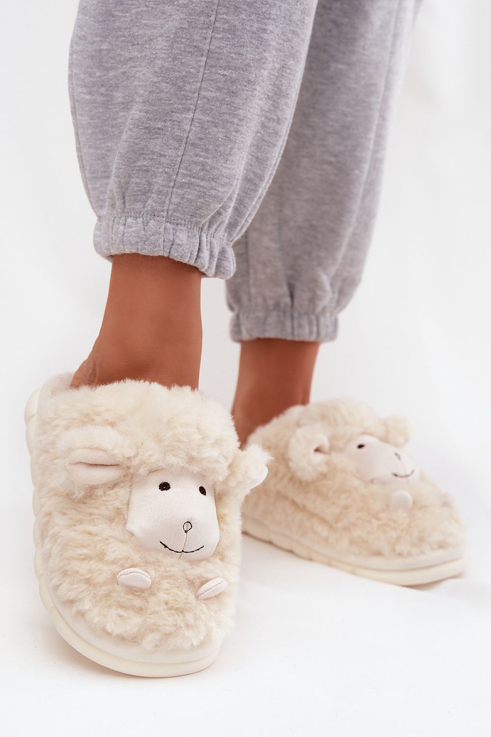  Pantoffeln model 220729 Step in style 