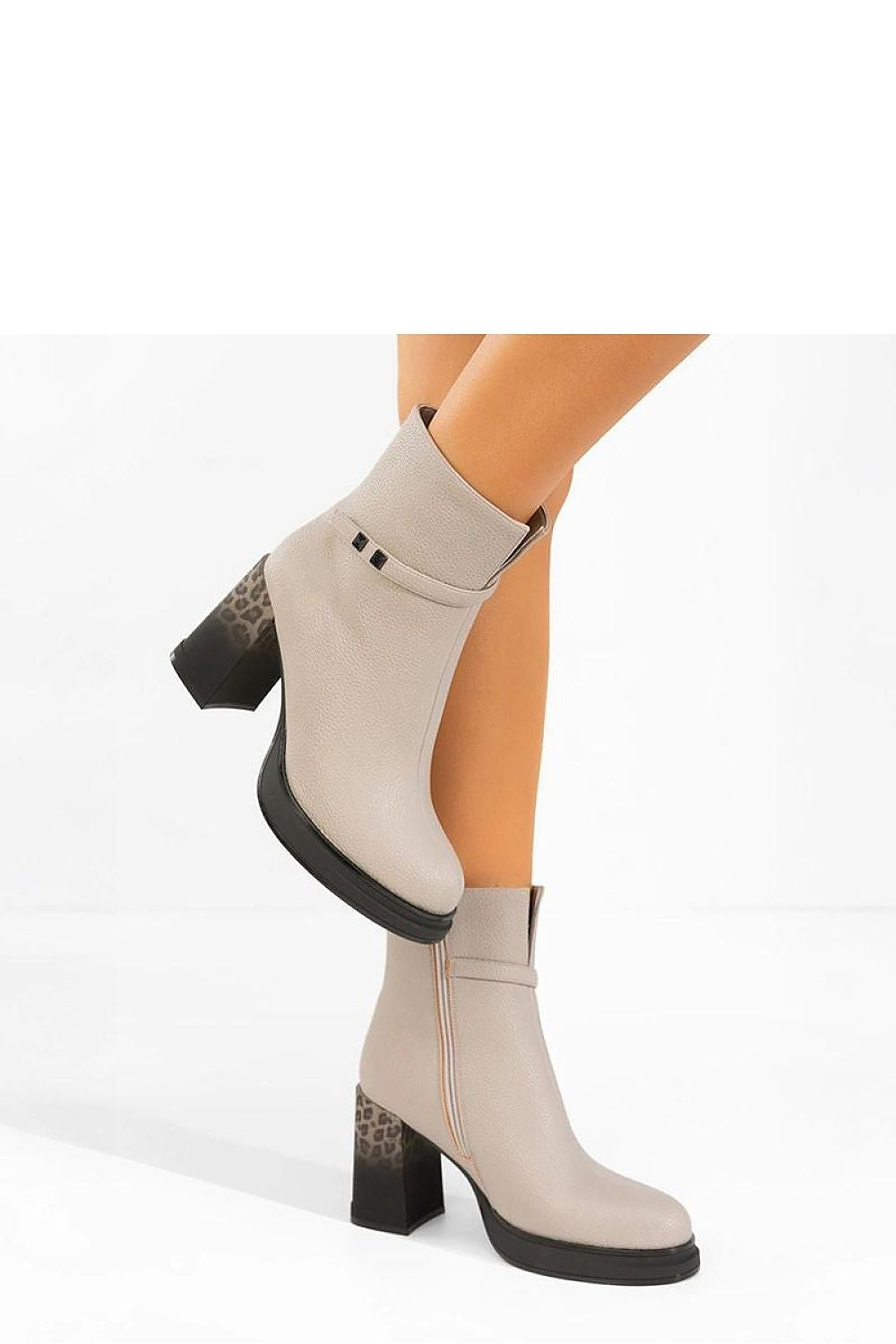  Stiefeletten mit Absatz model 222033 Solea 