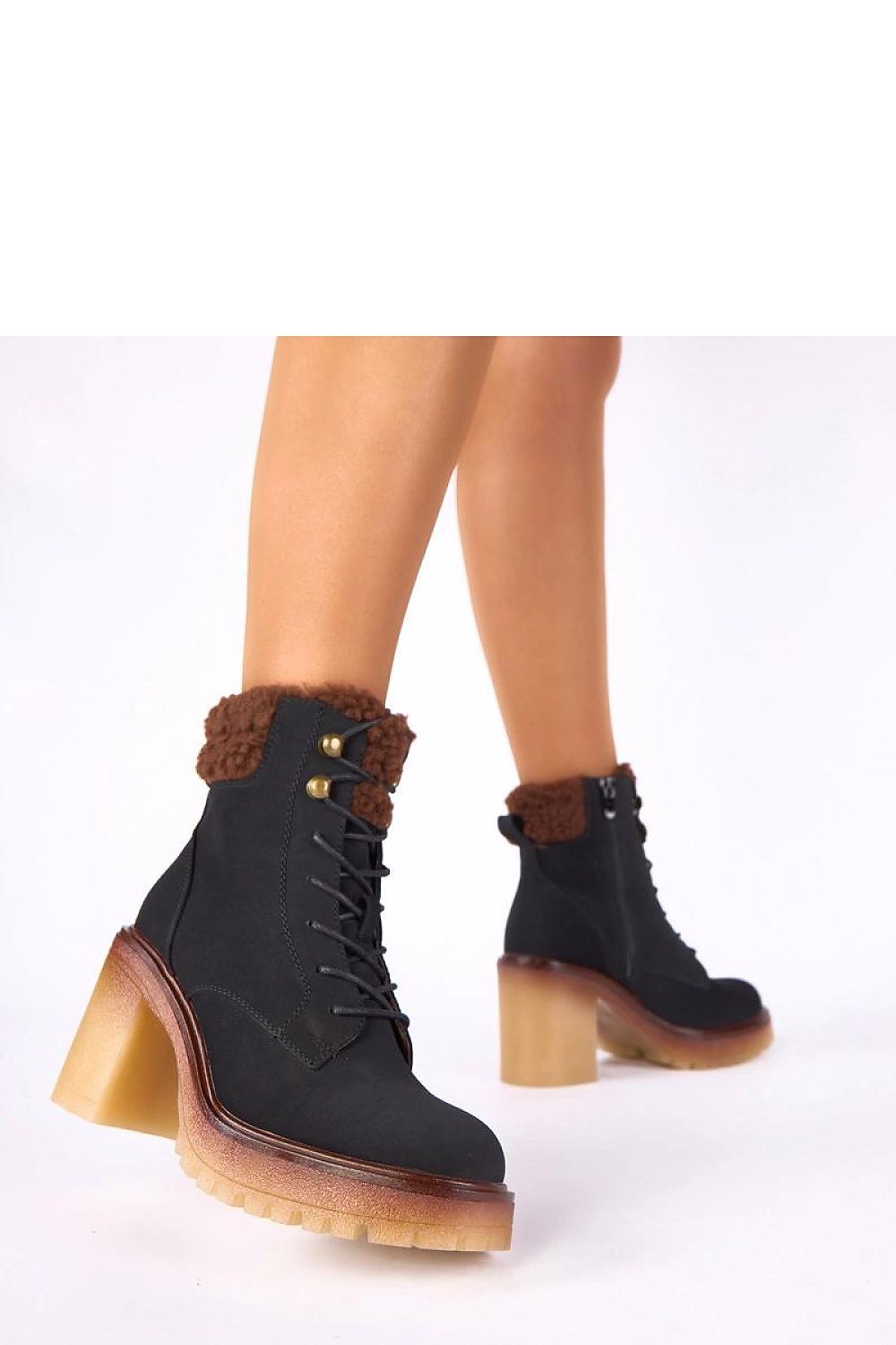  Stiefeletten mit Absatz model 222347 Solea 