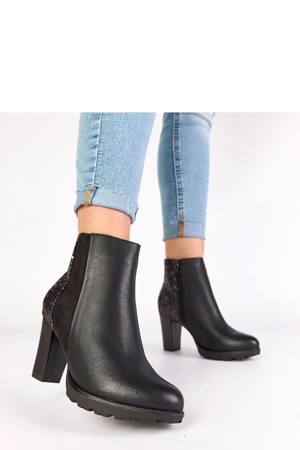 Stiefeletten mit Absatz model 222359 Solea 