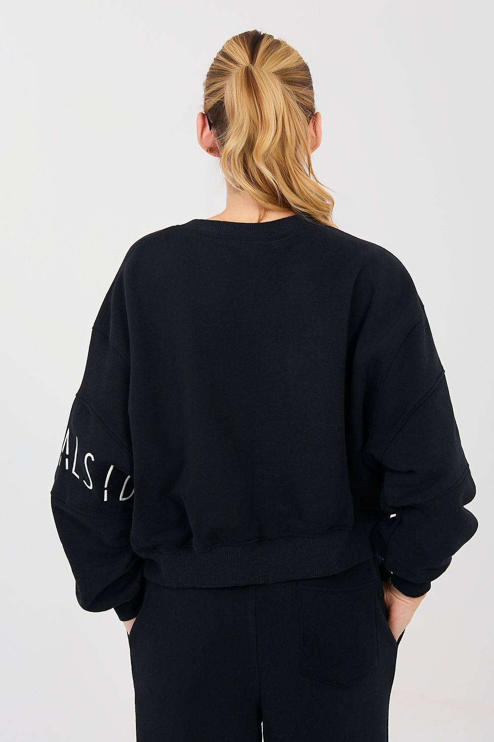  Sweater model 224548 Factory Price 