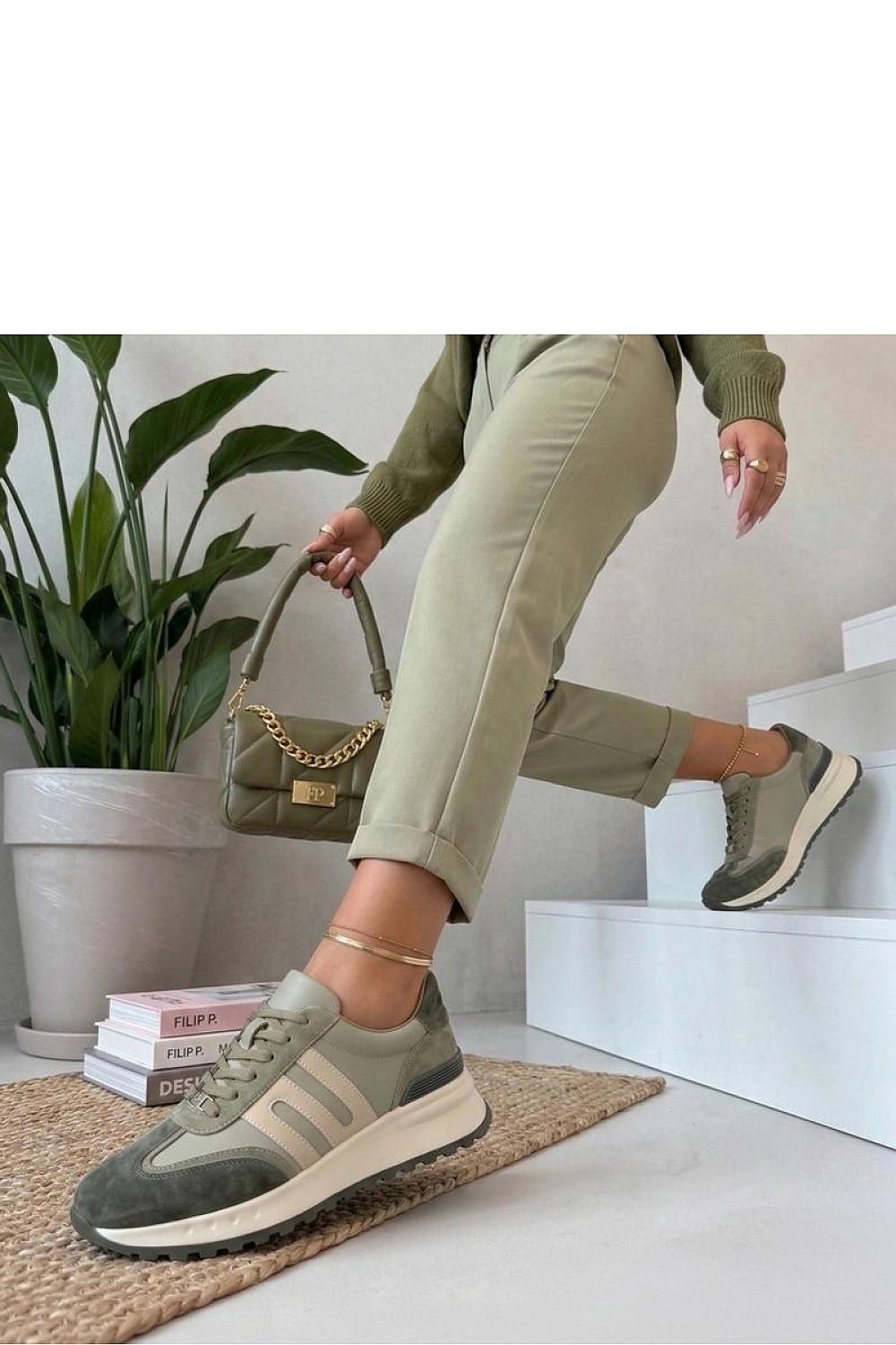  Sportliche Schuhe auf Plattform model 226034 Solea 