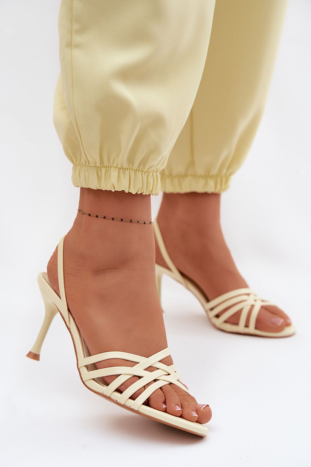  Sandalen mit Absatz model 227437 Step in style 