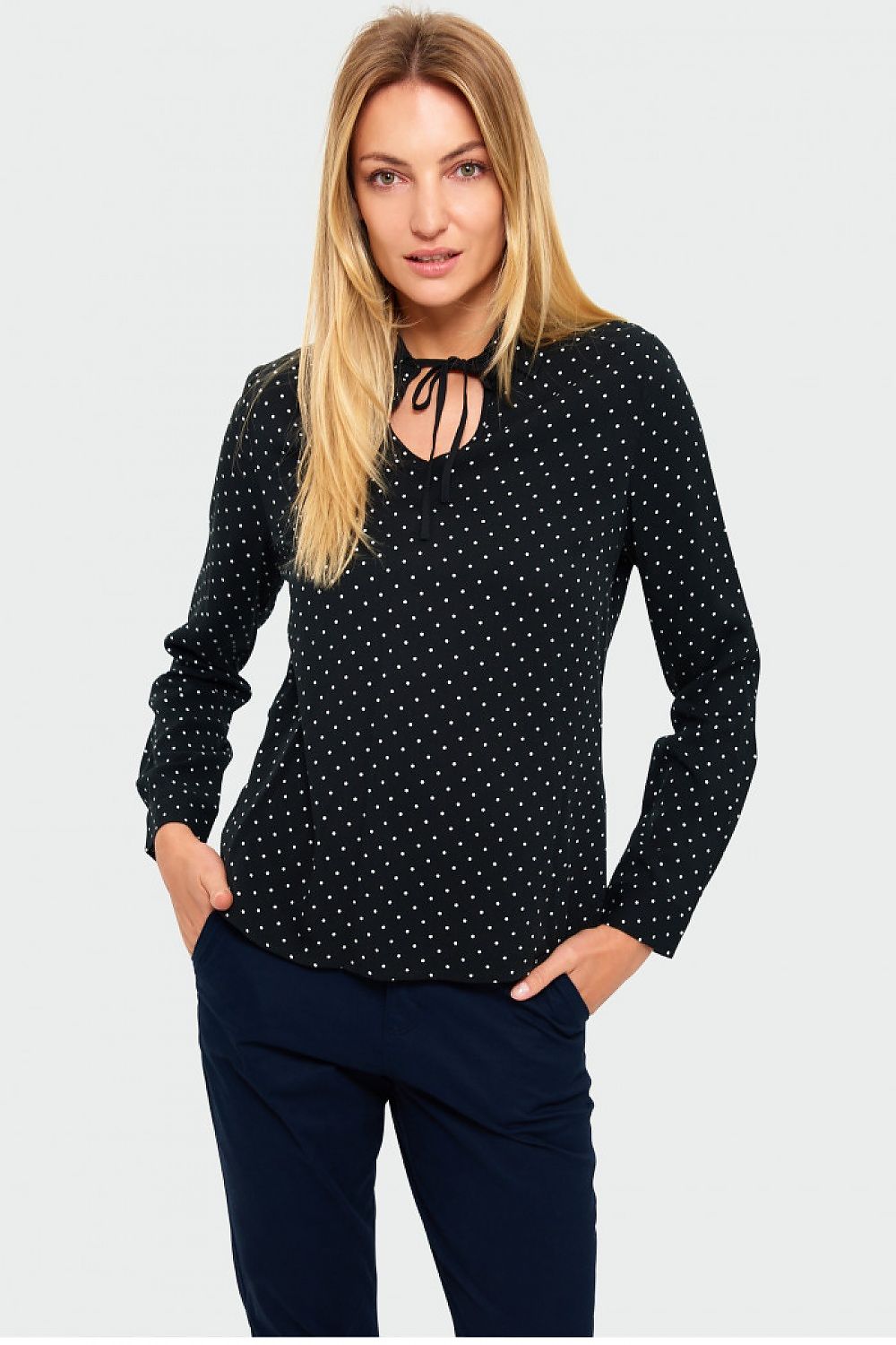  Bluse model 147025 Greenpoint 