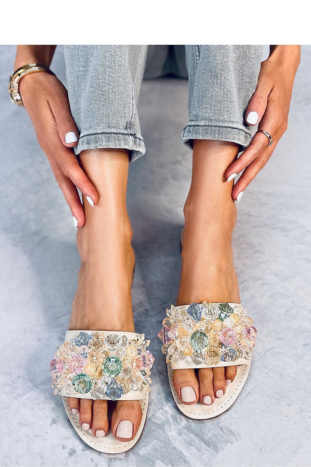  Pantoletten model 179898 Inello 