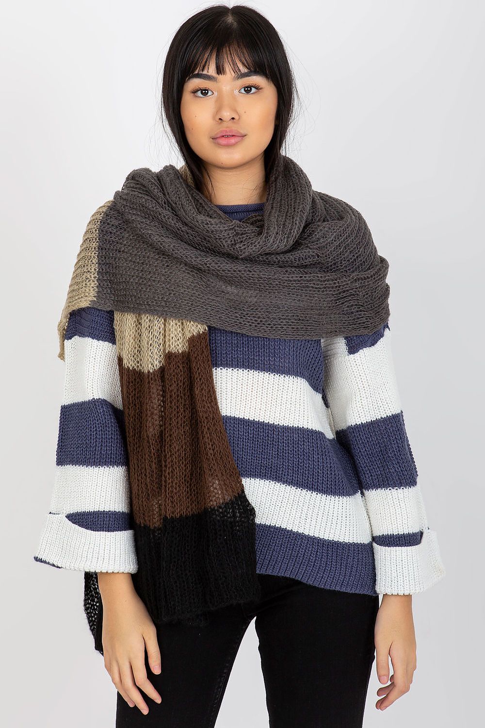  Schal model 185901 AT 