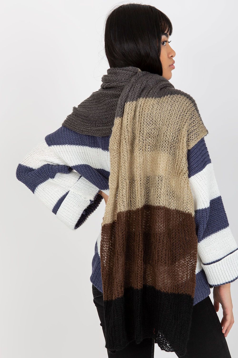  Schal model 185901 AT 